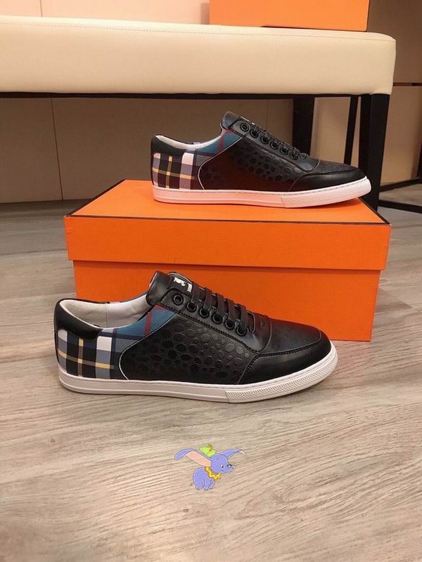 Burberry Men's Shoes 153